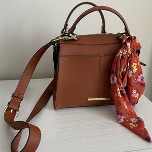 STEVE MADDEN, Crossbody Purse w/ Scarf
